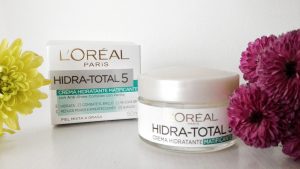 crema hidratante para piel grasa