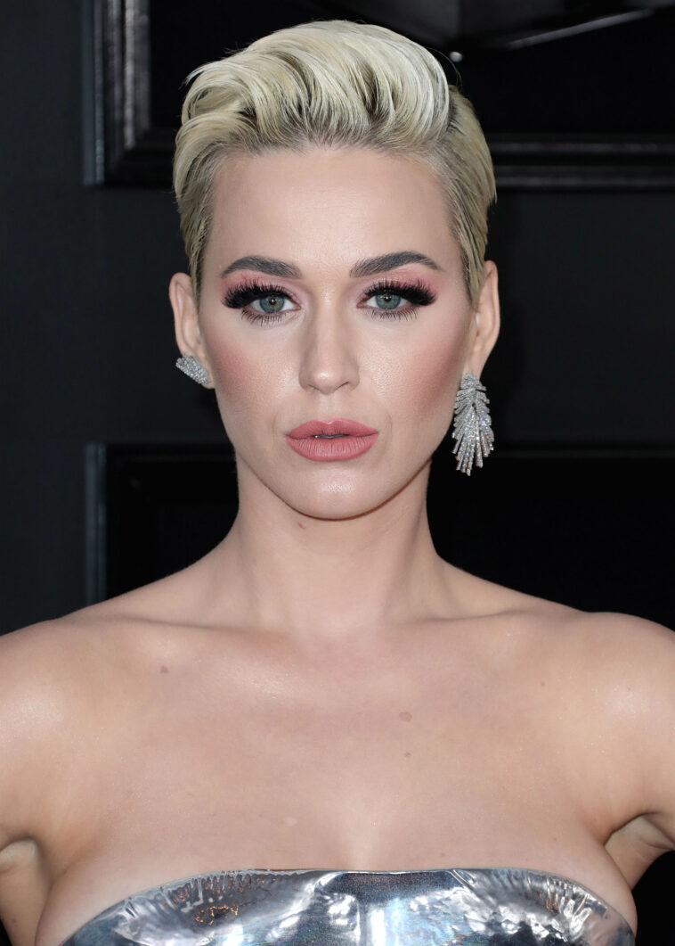 cortes de pelo para rostro ovalado